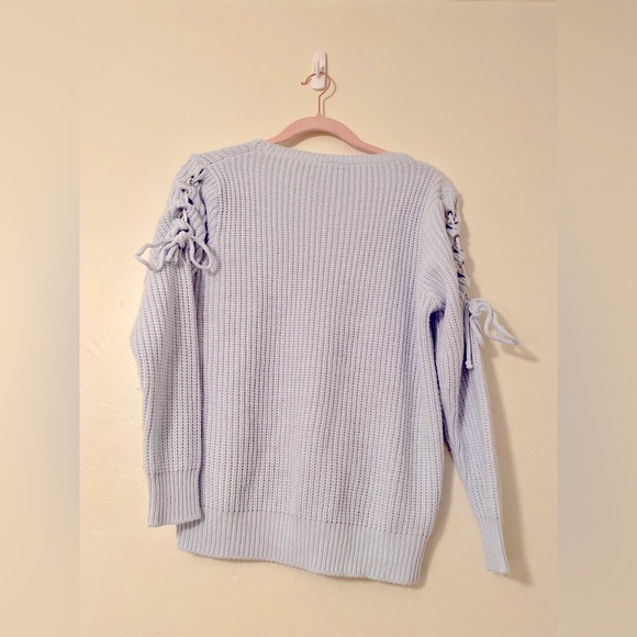 Beloved Woman powder blue lace-up sleeve sweater • medium - Picture 3 of 5